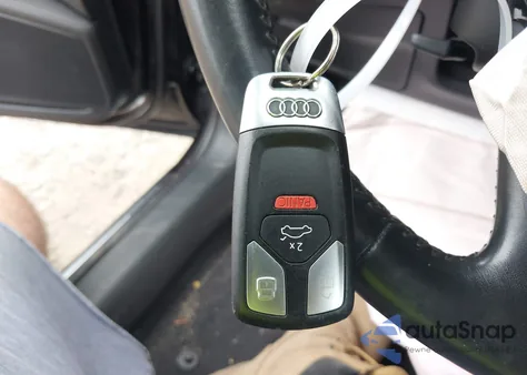 2019 Audi A4 40 Titanium Premium z USA, uszkodzony, nr VIN WAUGMAF4XKN004708